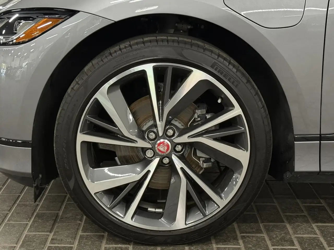 Jaguar I-Pace снимка Jaguar I-Pace