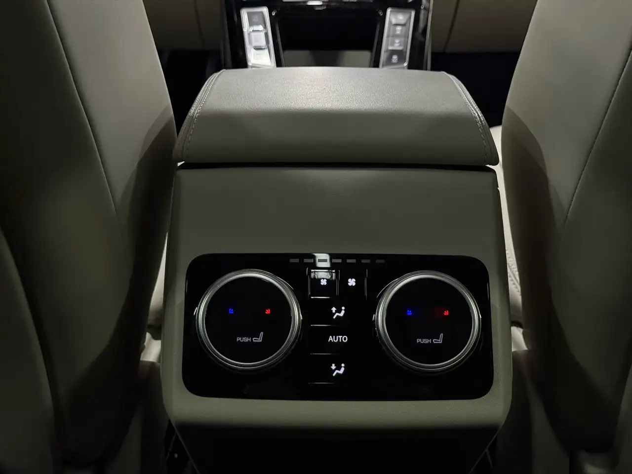 Jaguar I-Pace снимка Jaguar I-Pace