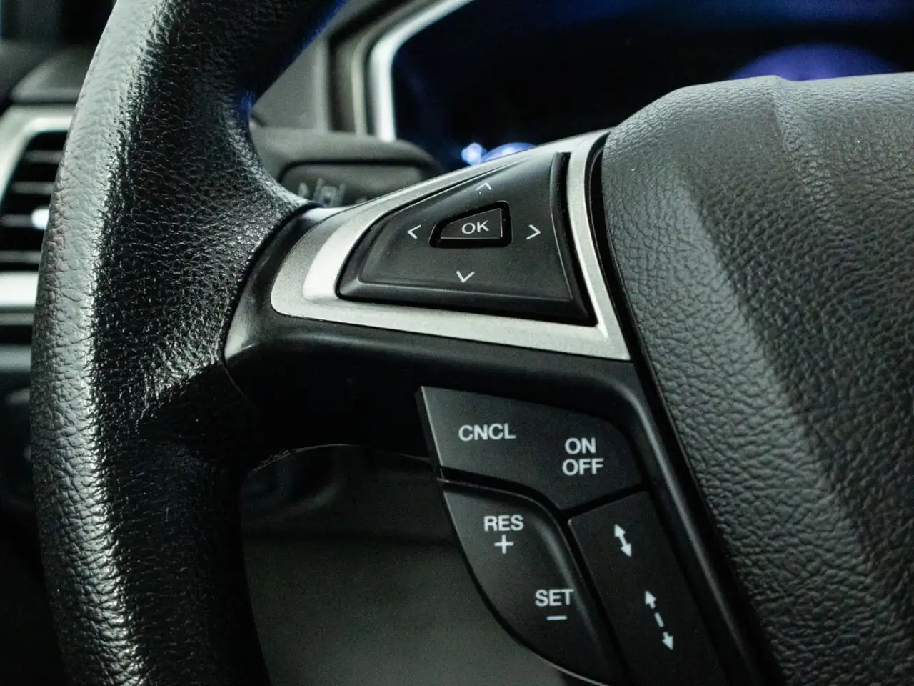 Ford Fusion photo Ford Fusion