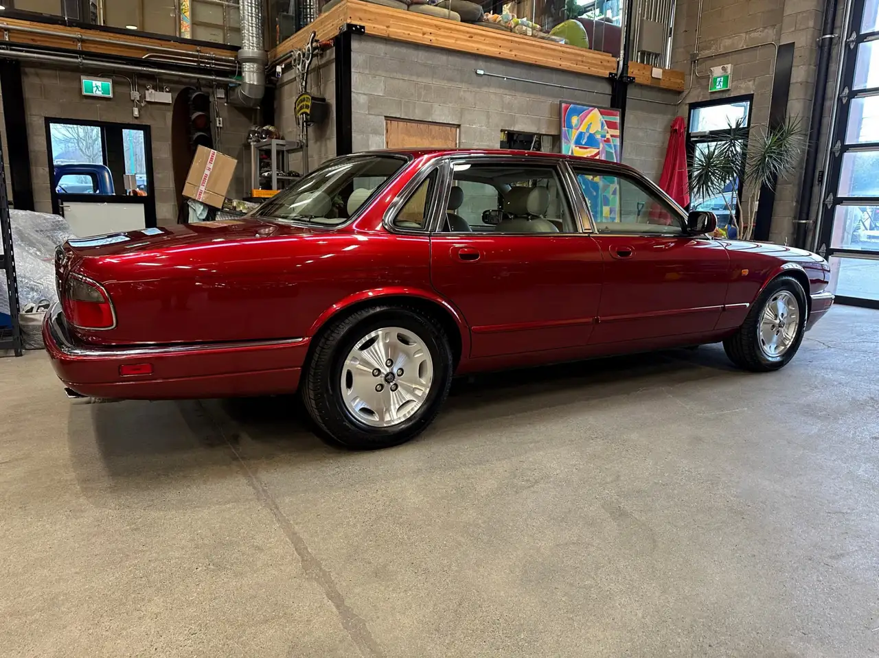 Jaguar XJ снимка Jaguar XJ