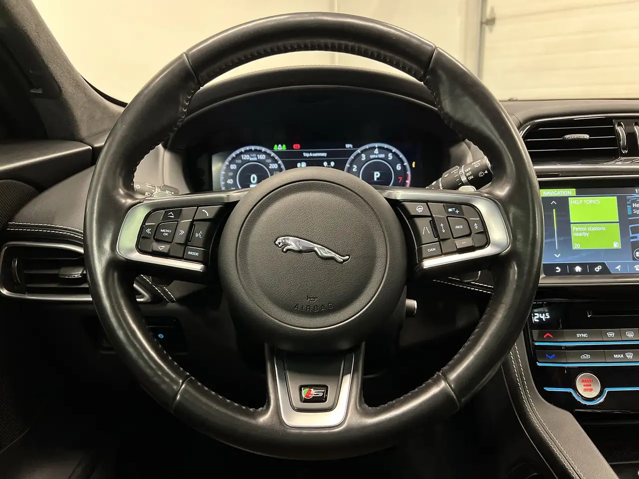 Jaguar F-Pace fotografie Jaguar F-Pace