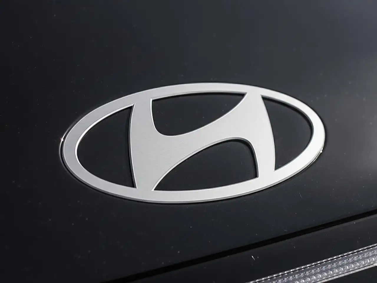 Hyundai SONATA photo Hyundai SONATA