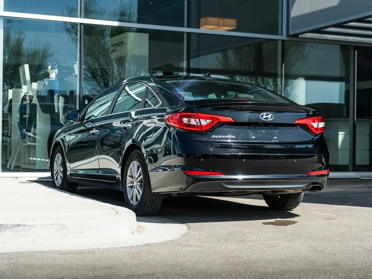 Hyundai SONATA photo Hyundai SONATA