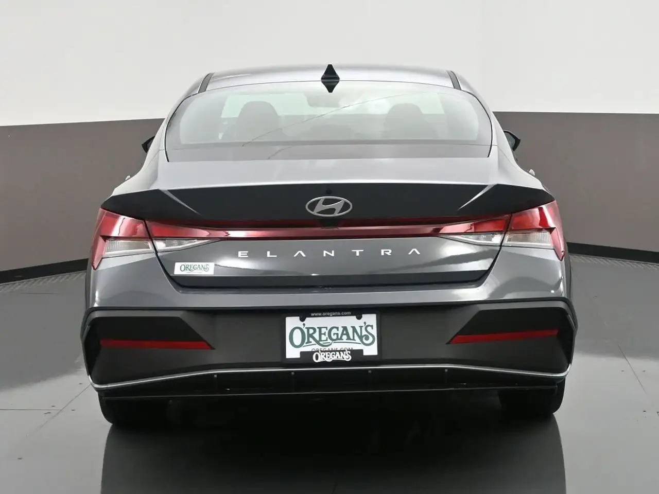 Hyundai ELANTRA снимка Hyundai ELANTRA
