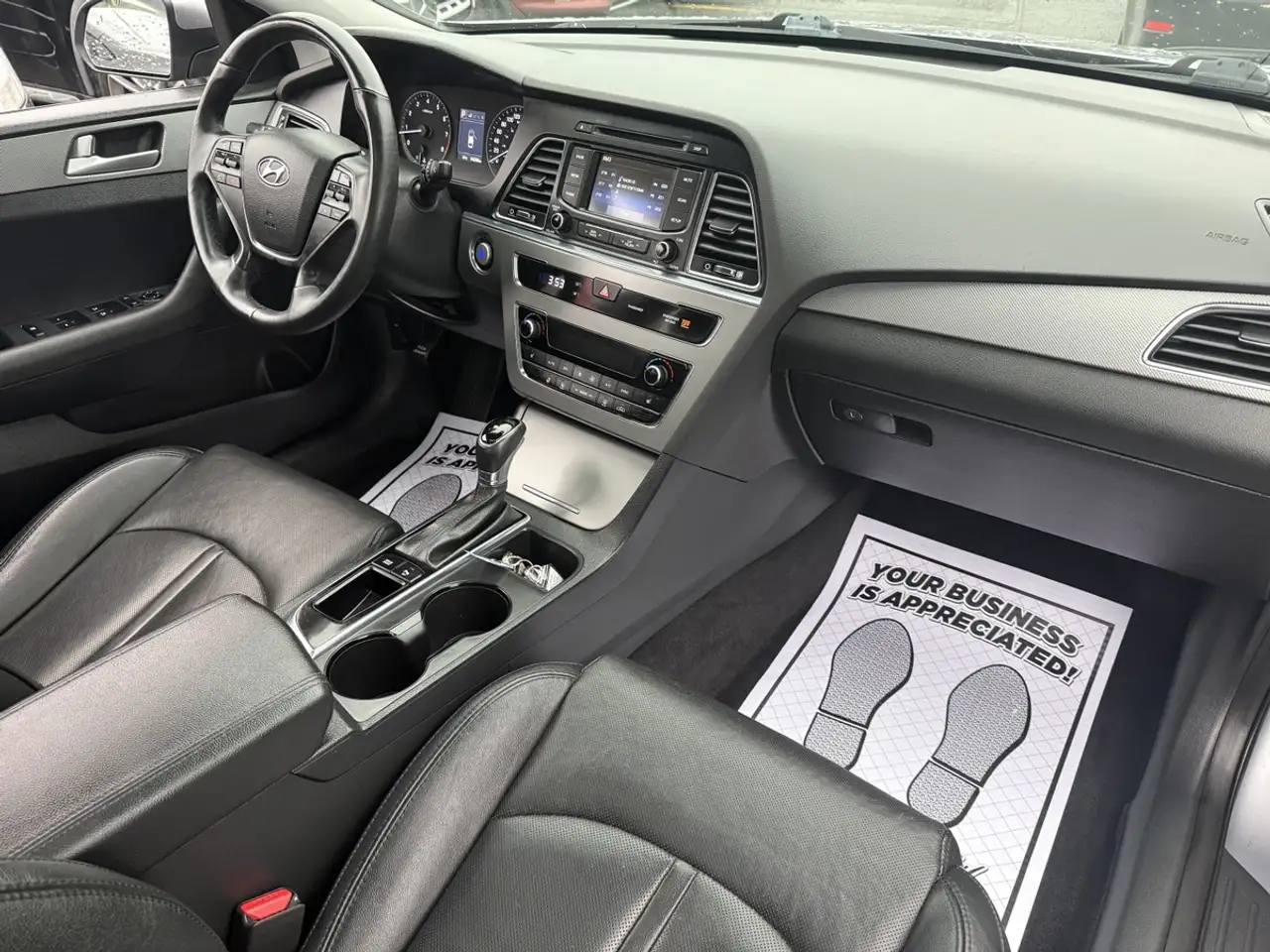 Hyundai SONATA снимка Hyundai SONATA