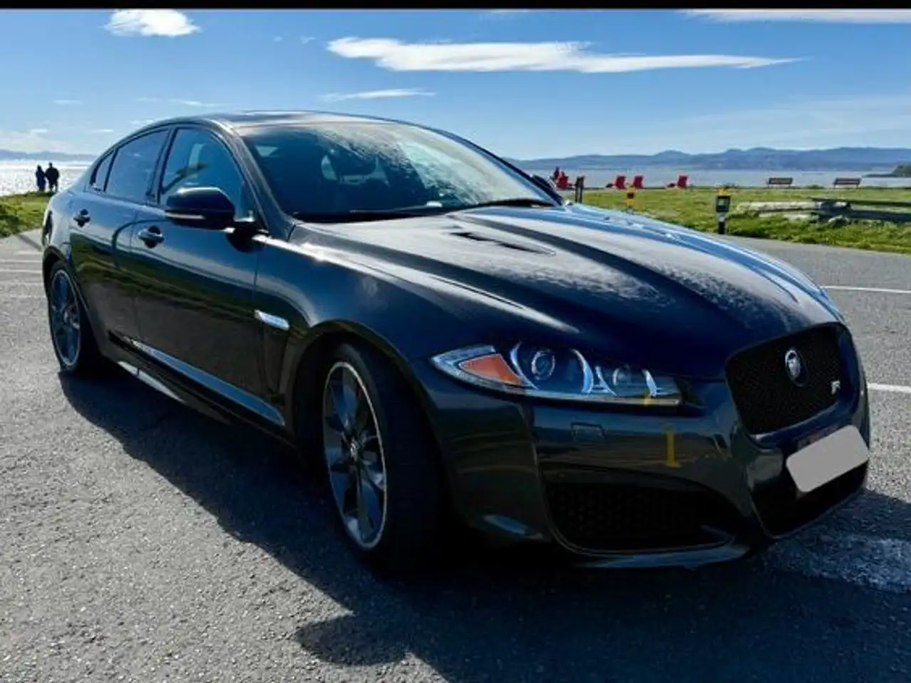 Jaguar XF photo Jaguar XF