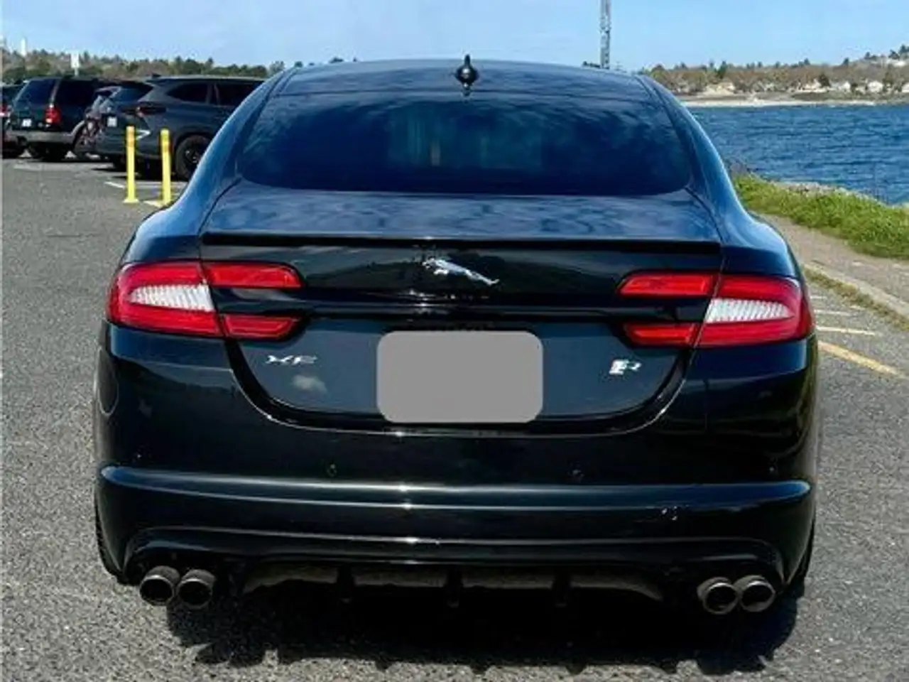 Jaguar XF photo Jaguar XF
