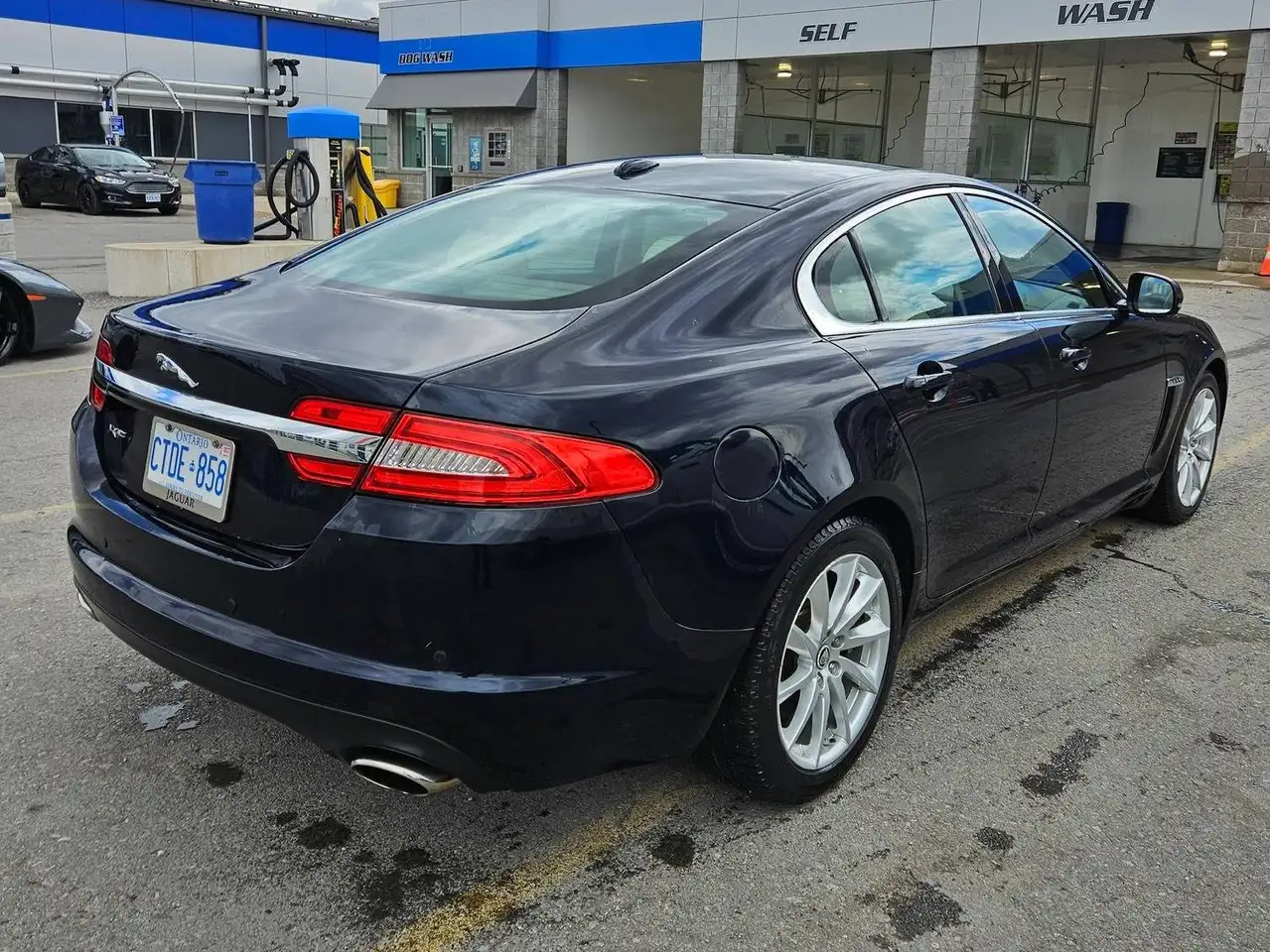 Jaguar XF photo Jaguar XF