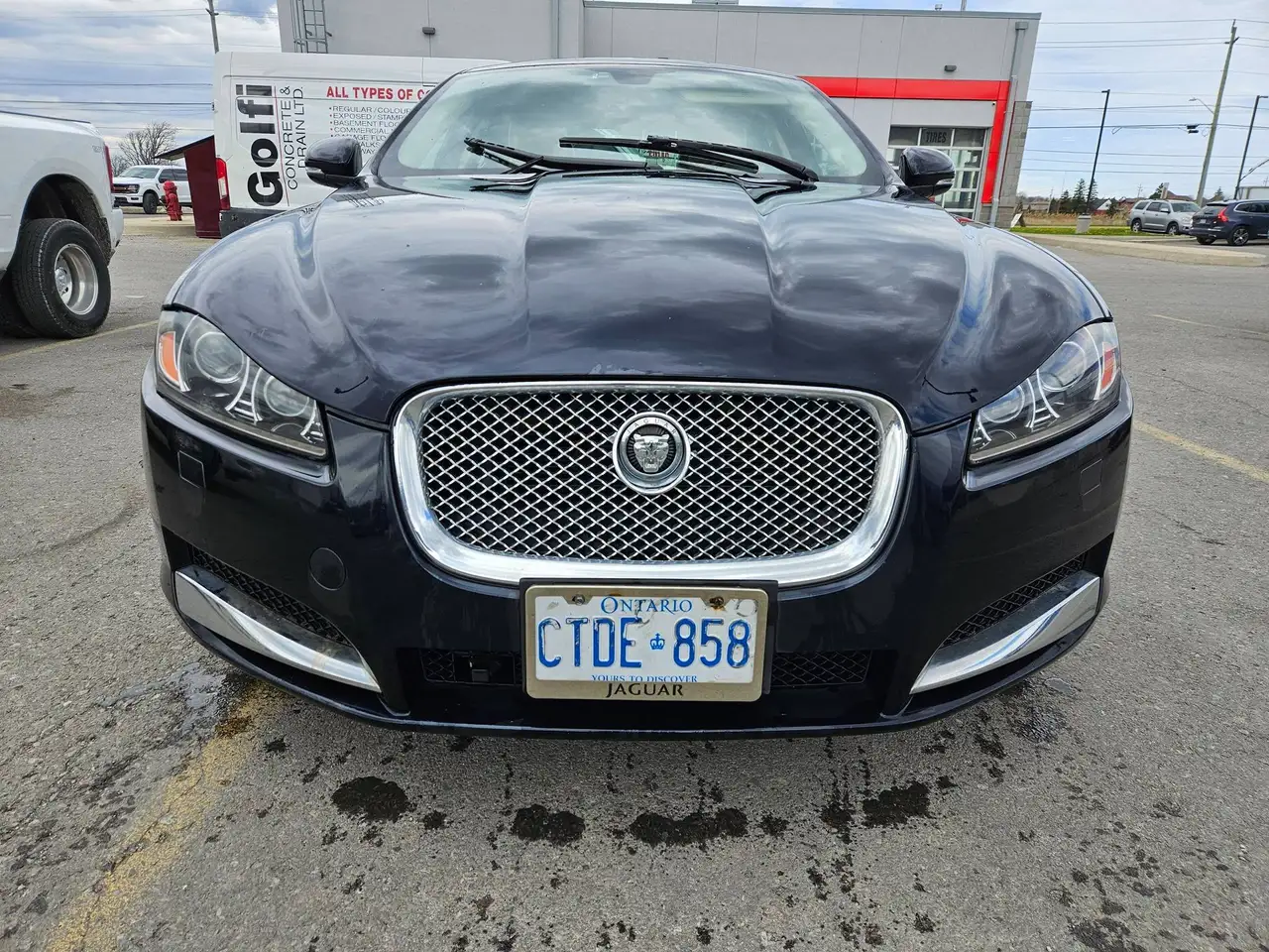 Jaguar XF photo Jaguar XF