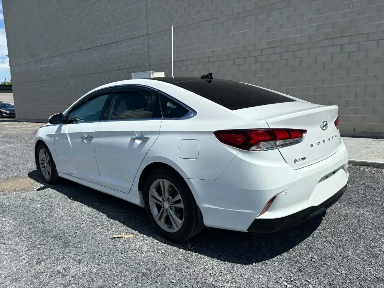Hyundai SONATA photo Hyundai SONATA