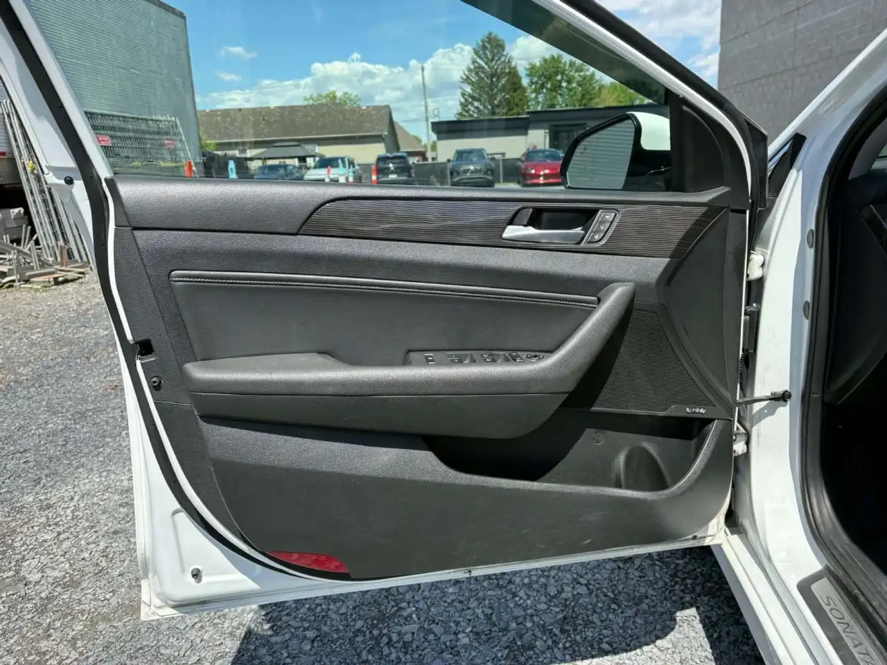 Hyundai SONATA photo Hyundai SONATA