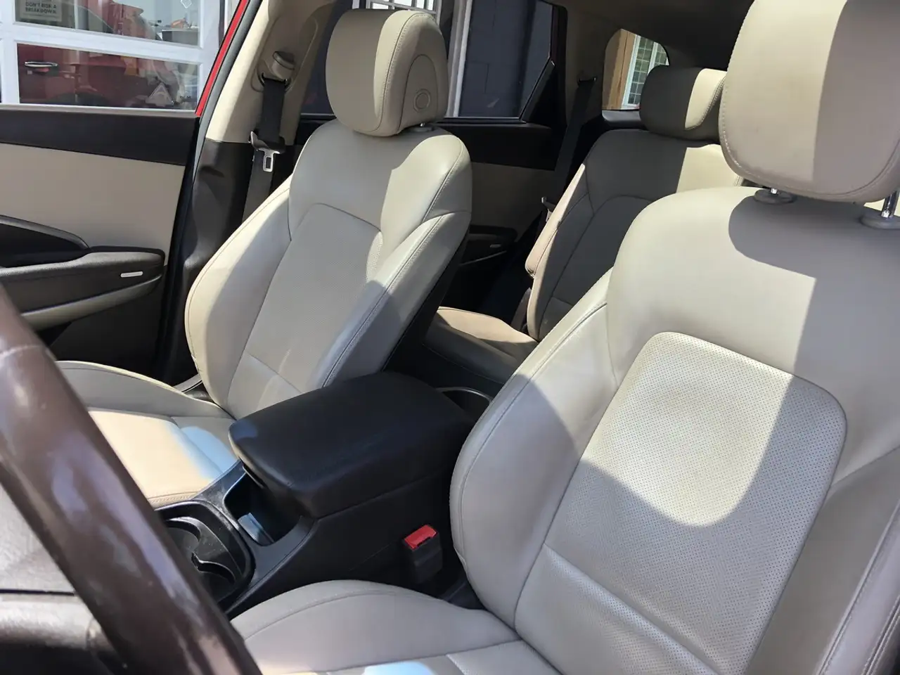 Hyundai SANTA FE photo Hyundai SANTA FE