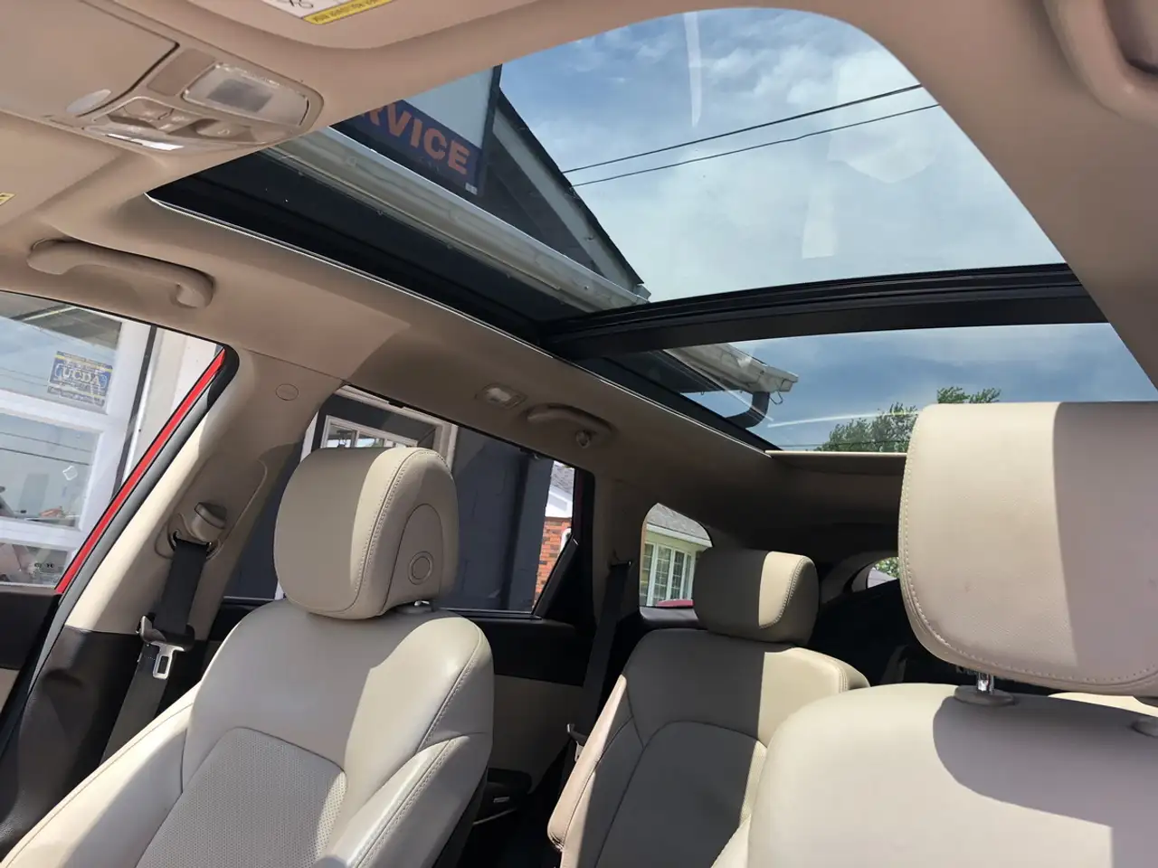 Hyundai SANTA FE photo Hyundai SANTA FE