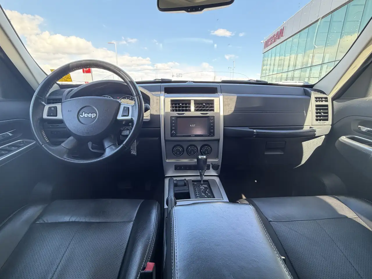 Jeep Liberty fotografie Jeep Liberty