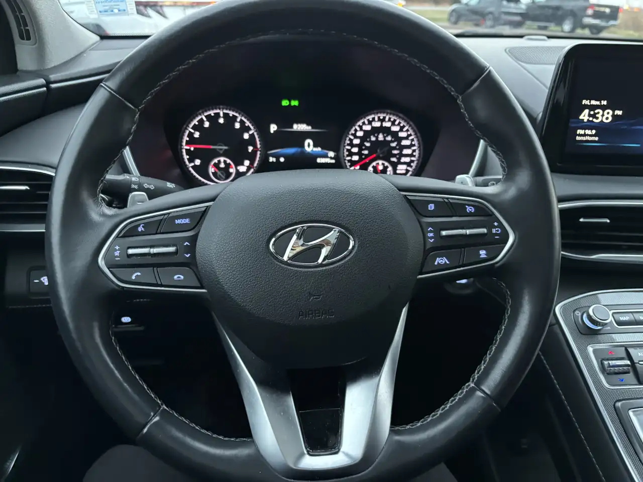 Hyundai SANTA FE снимка Hyundai SANTA FE