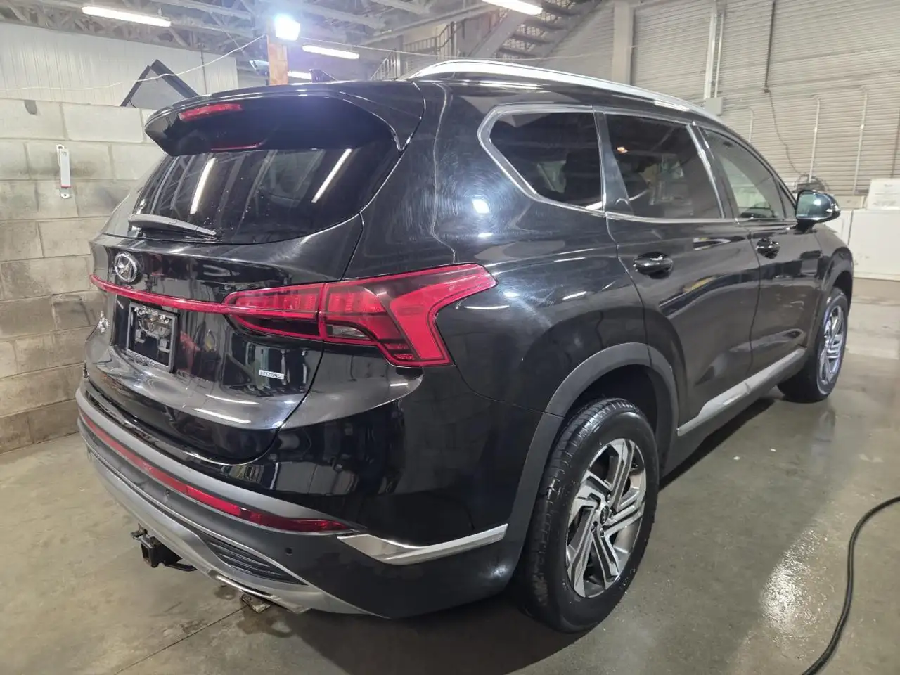 Hyundai SANTA FE photo Hyundai SANTA FE