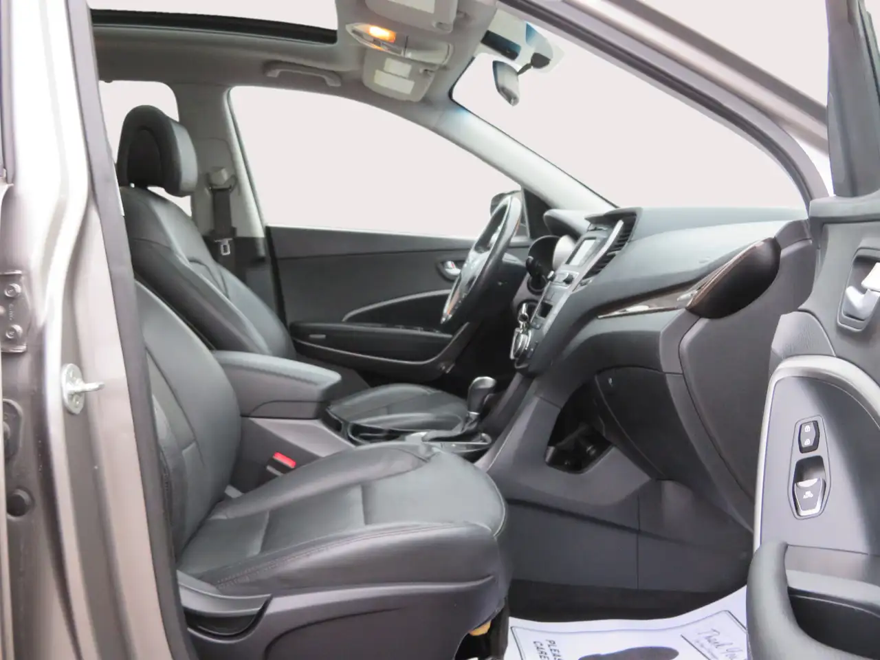 Hyundai SANTA FE снимка Hyundai SANTA FE