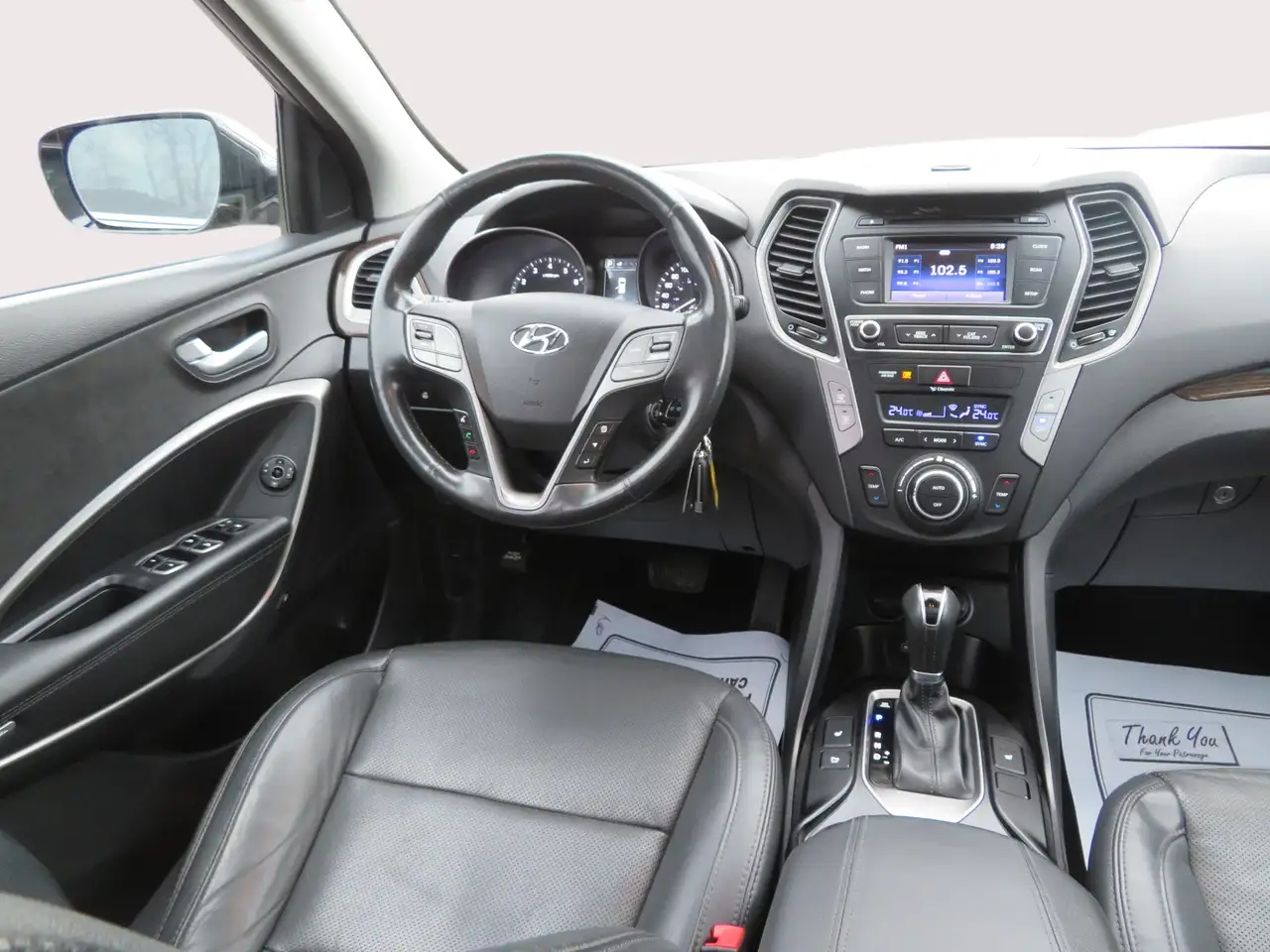 Hyundai SANTA FE снимка Hyundai SANTA FE