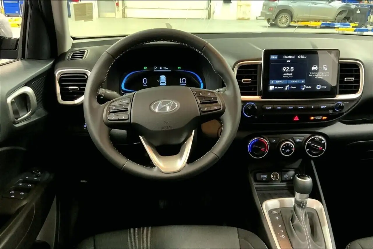 Hyundai Venue снимка Hyundai Venue