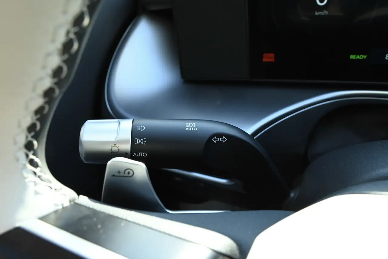Hyundai IONIQ 9 photo Hyundai IONIQ 9