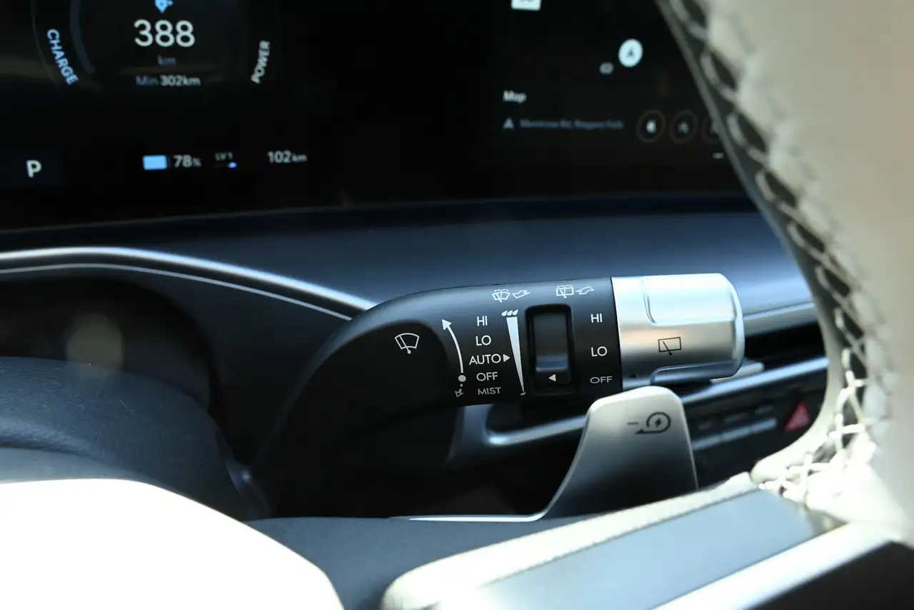Hyundai IONIQ 9 photo Hyundai IONIQ 9