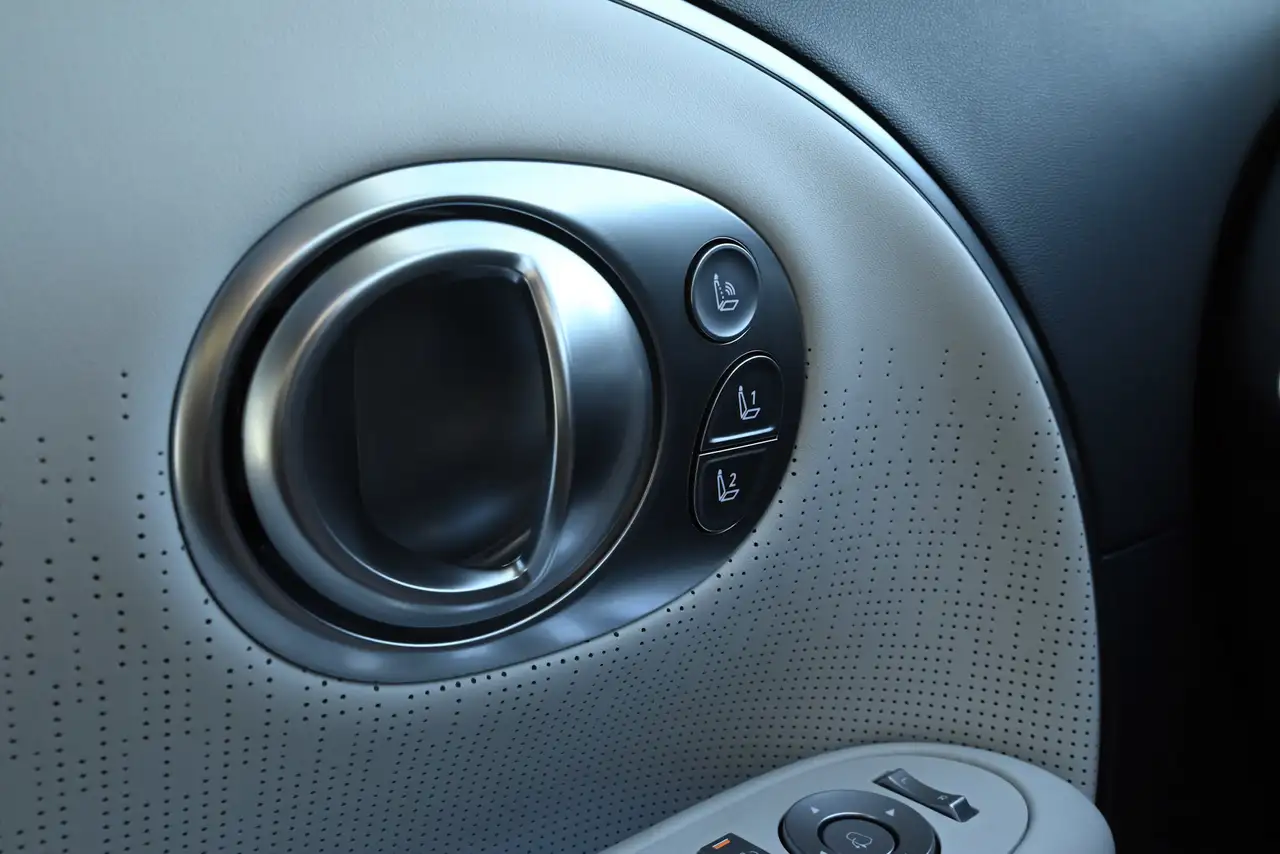 Hyundai IONIQ 9 photo Hyundai IONIQ 9