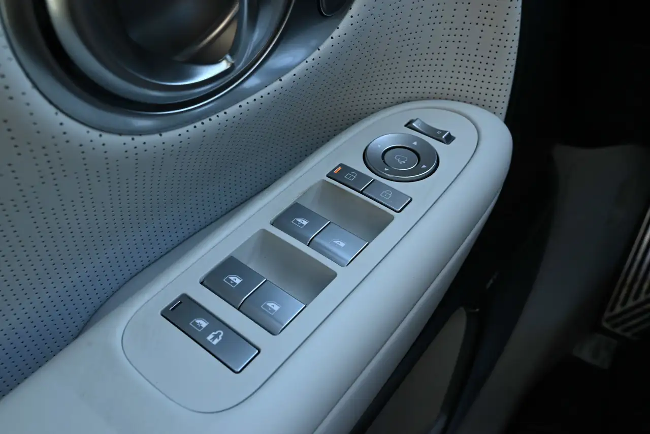 Hyundai IONIQ 9 photo Hyundai IONIQ 9