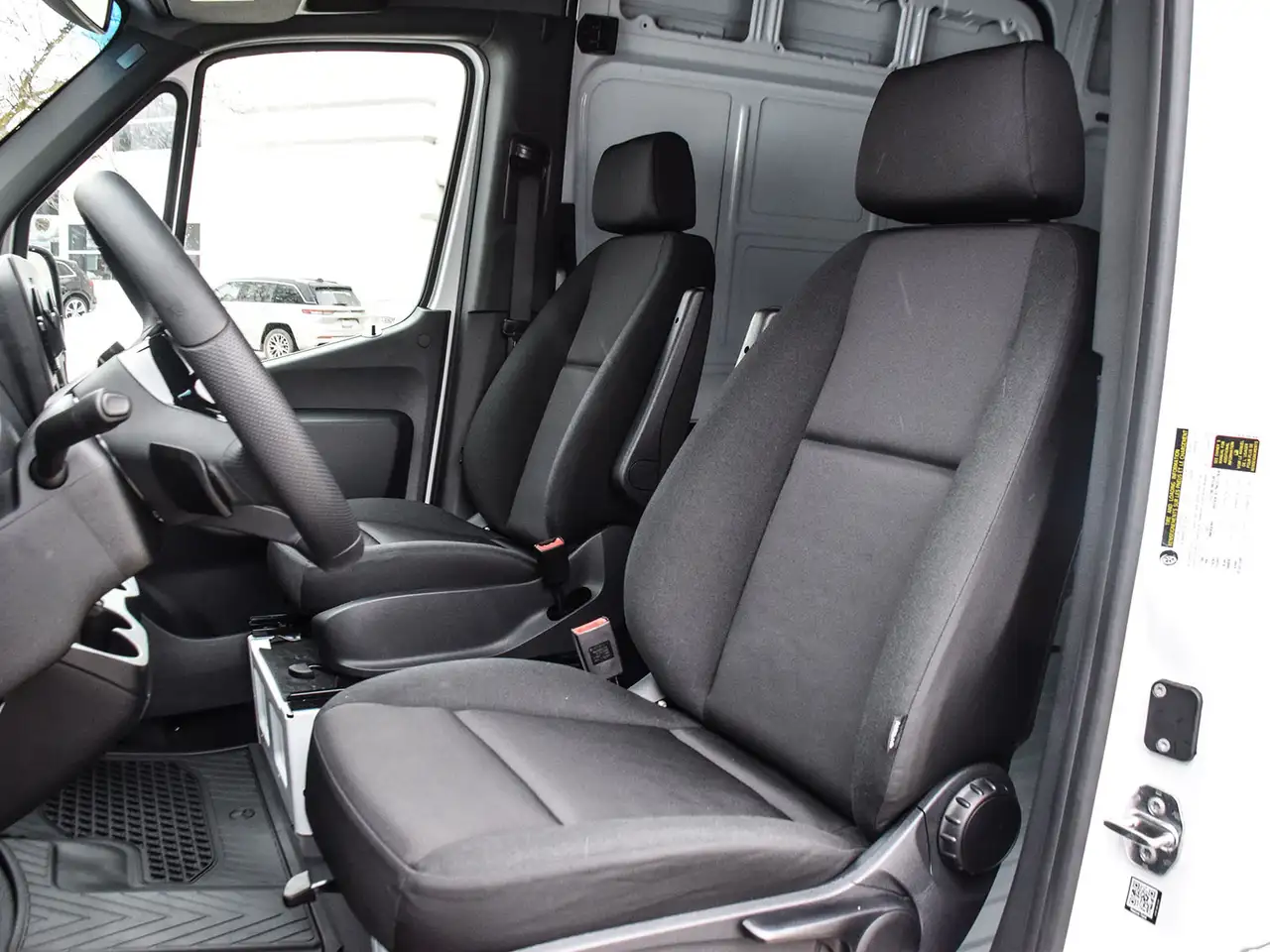 Mercedes-Benz Sprinter снимка Mercedes-Benz Sprinter