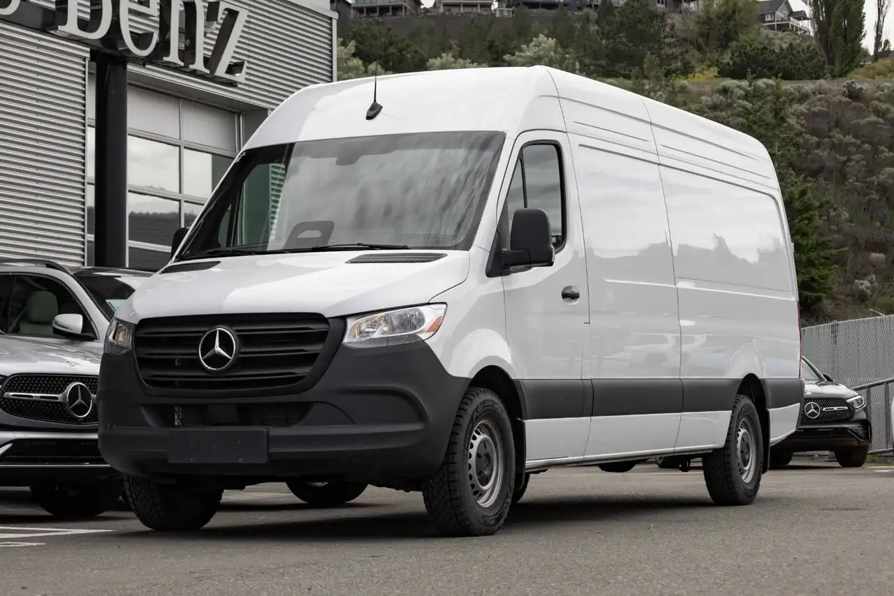 Mercedes-Benz Sprinter снимка Mercedes-Benz Sprinter