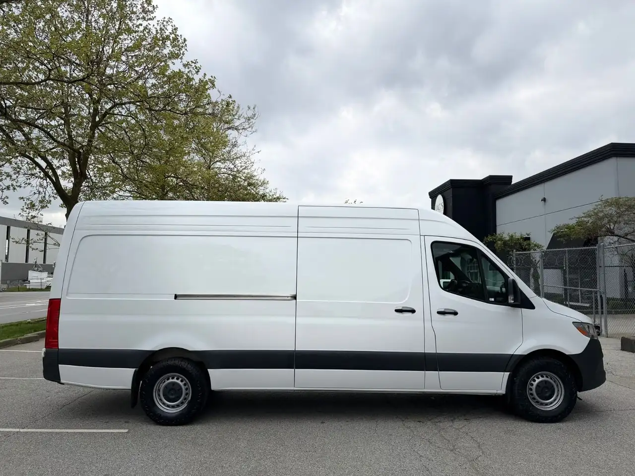 Mercedes-Benz Sprinter снимка Mercedes-Benz Sprinter