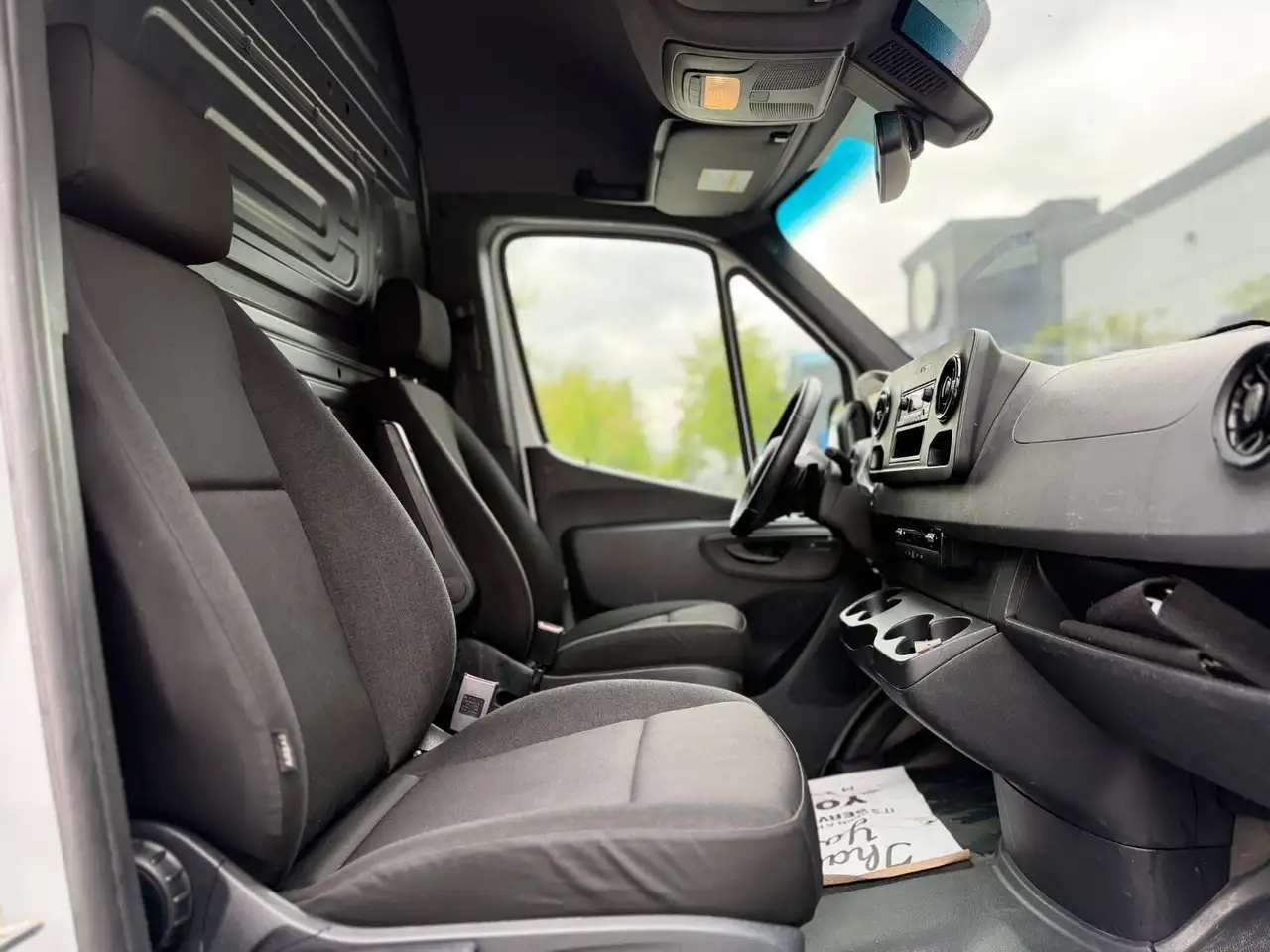 Mercedes-Benz Sprinter снимка Mercedes-Benz Sprinter