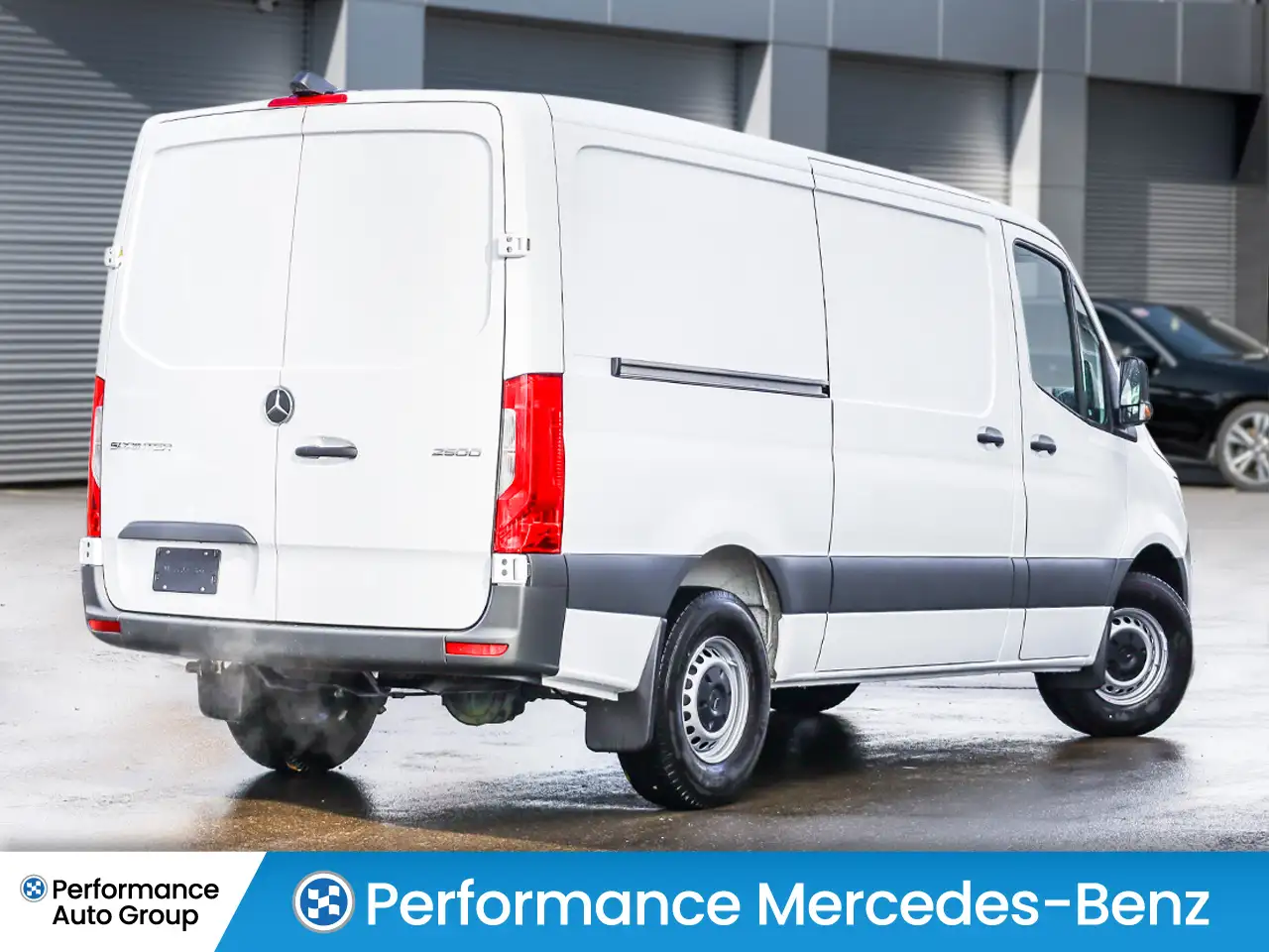 Mercedes-Benz Sprinter снимка Mercedes-Benz Sprinter