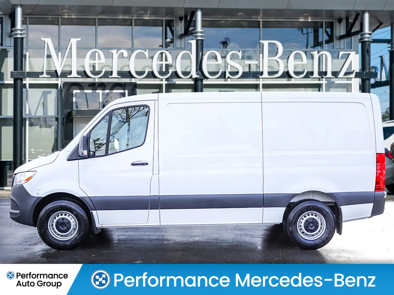 Mercedes-Benz Sprinter снимка Mercedes-Benz Sprinter