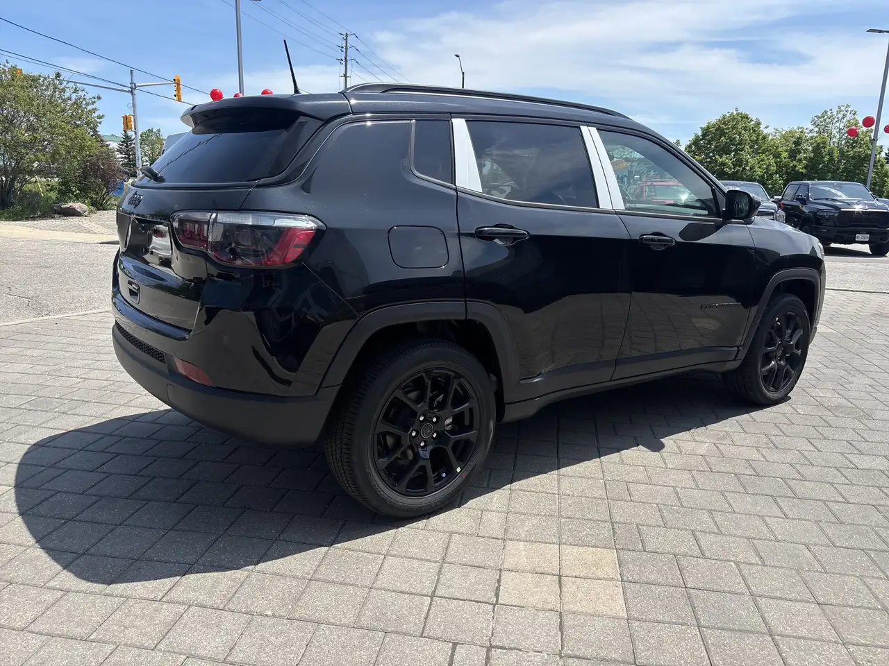 Jeep Compass photo Jeep Compass