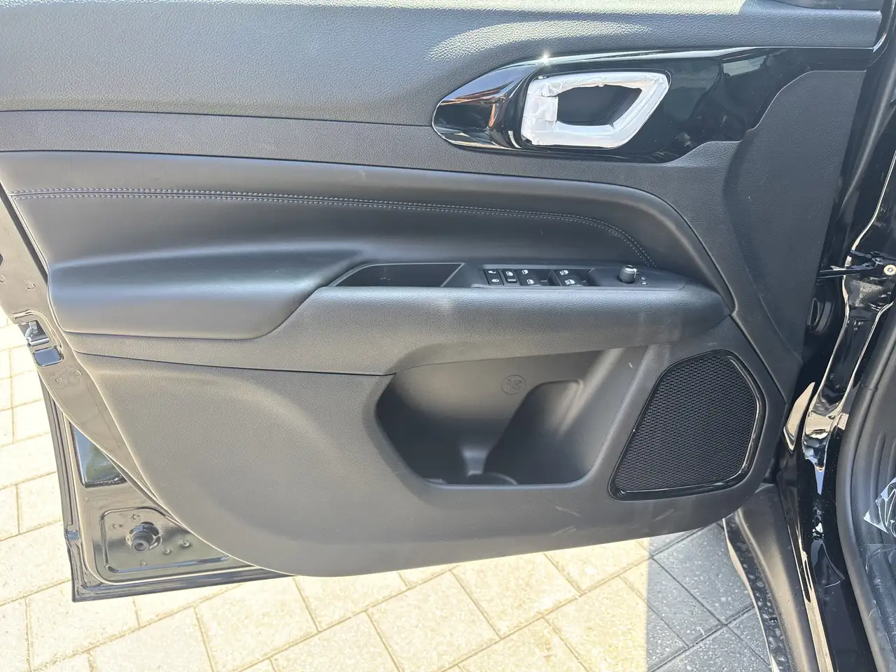 Jeep Compass photo Jeep Compass