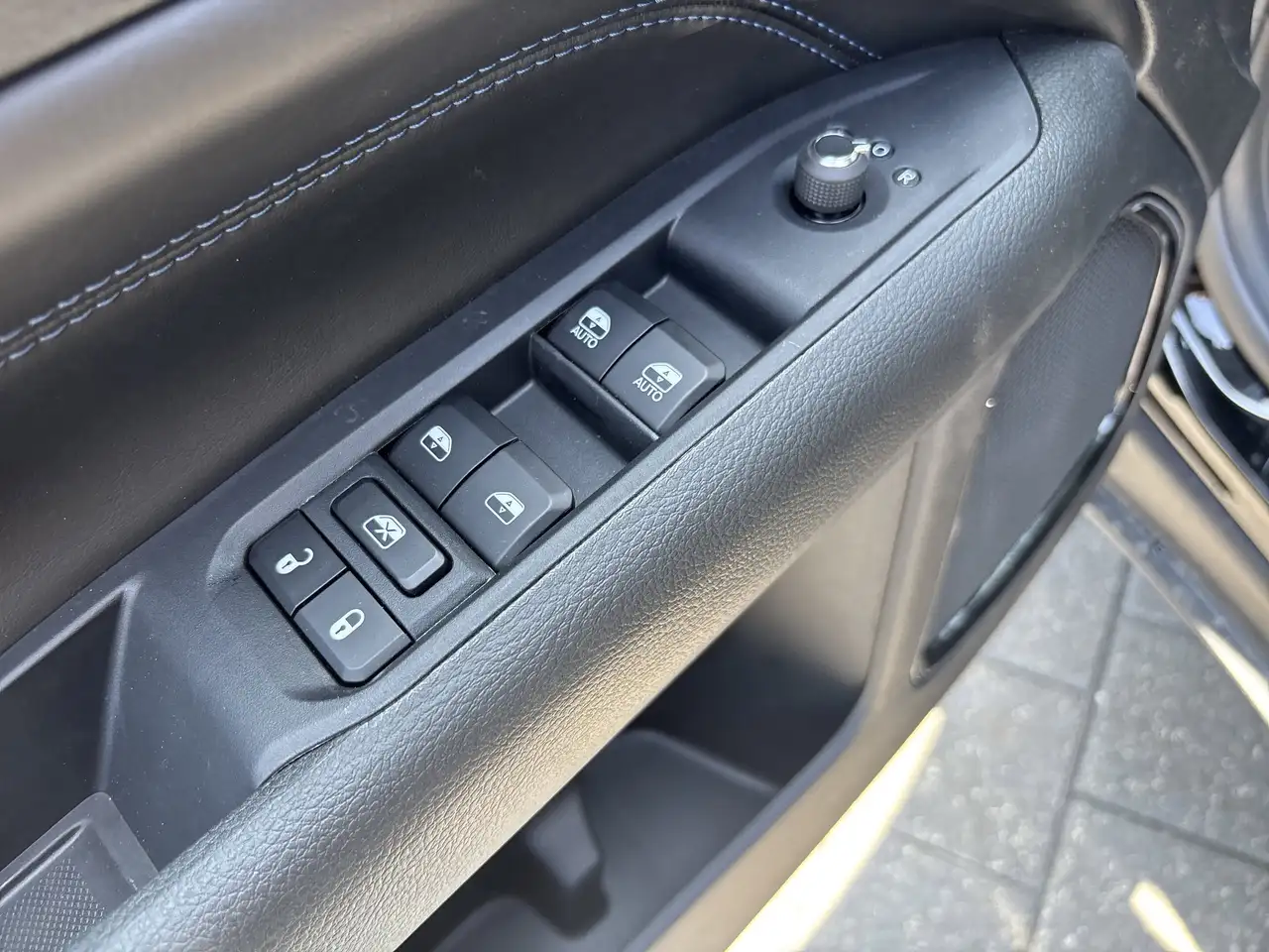 Jeep Compass photo Jeep Compass