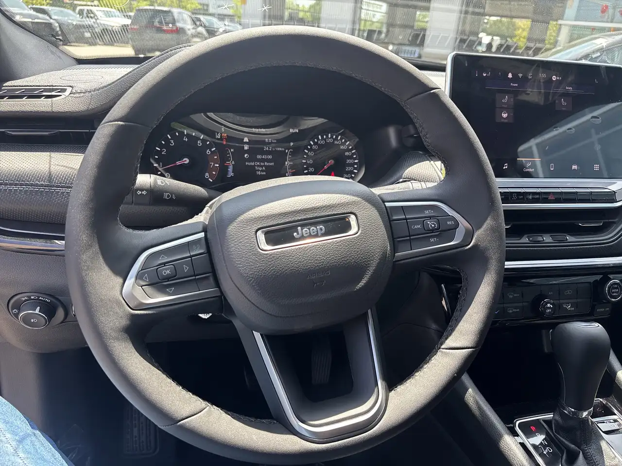 Jeep Compass photo Jeep Compass