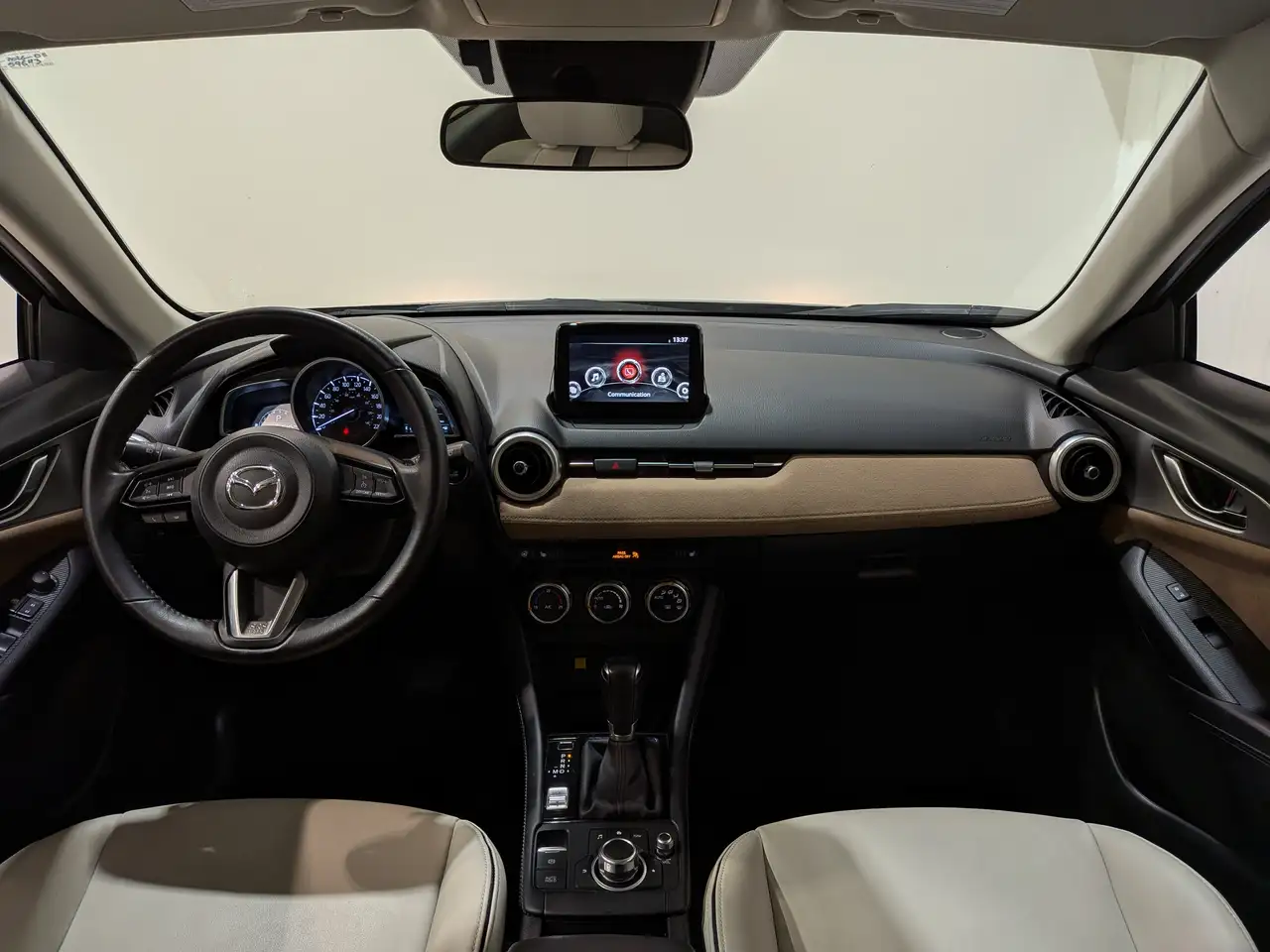 Mazda CX-3 снимка Mazda CX-3