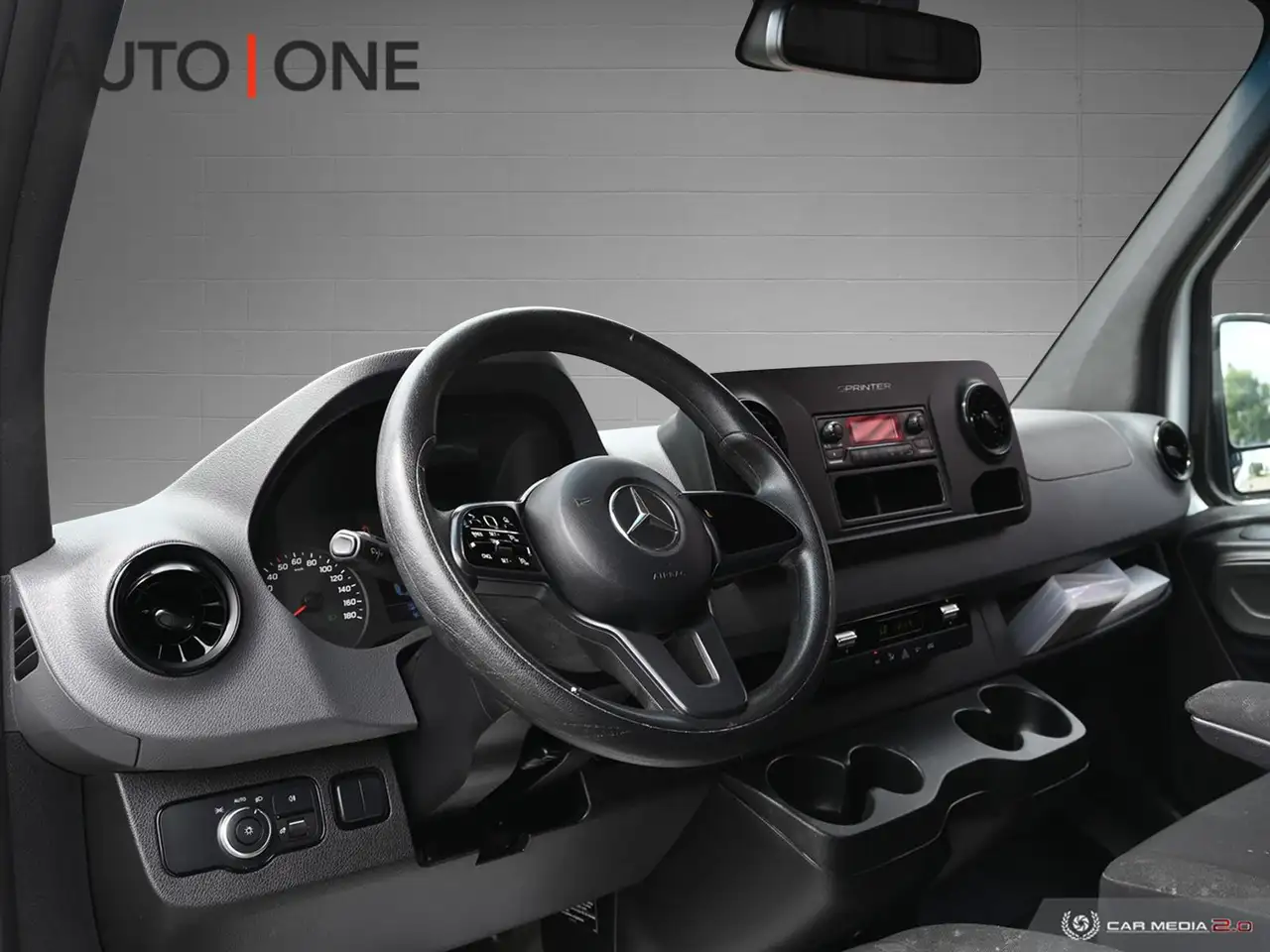 Mercedes-Benz Sprinter снимка Mercedes-Benz Sprinter