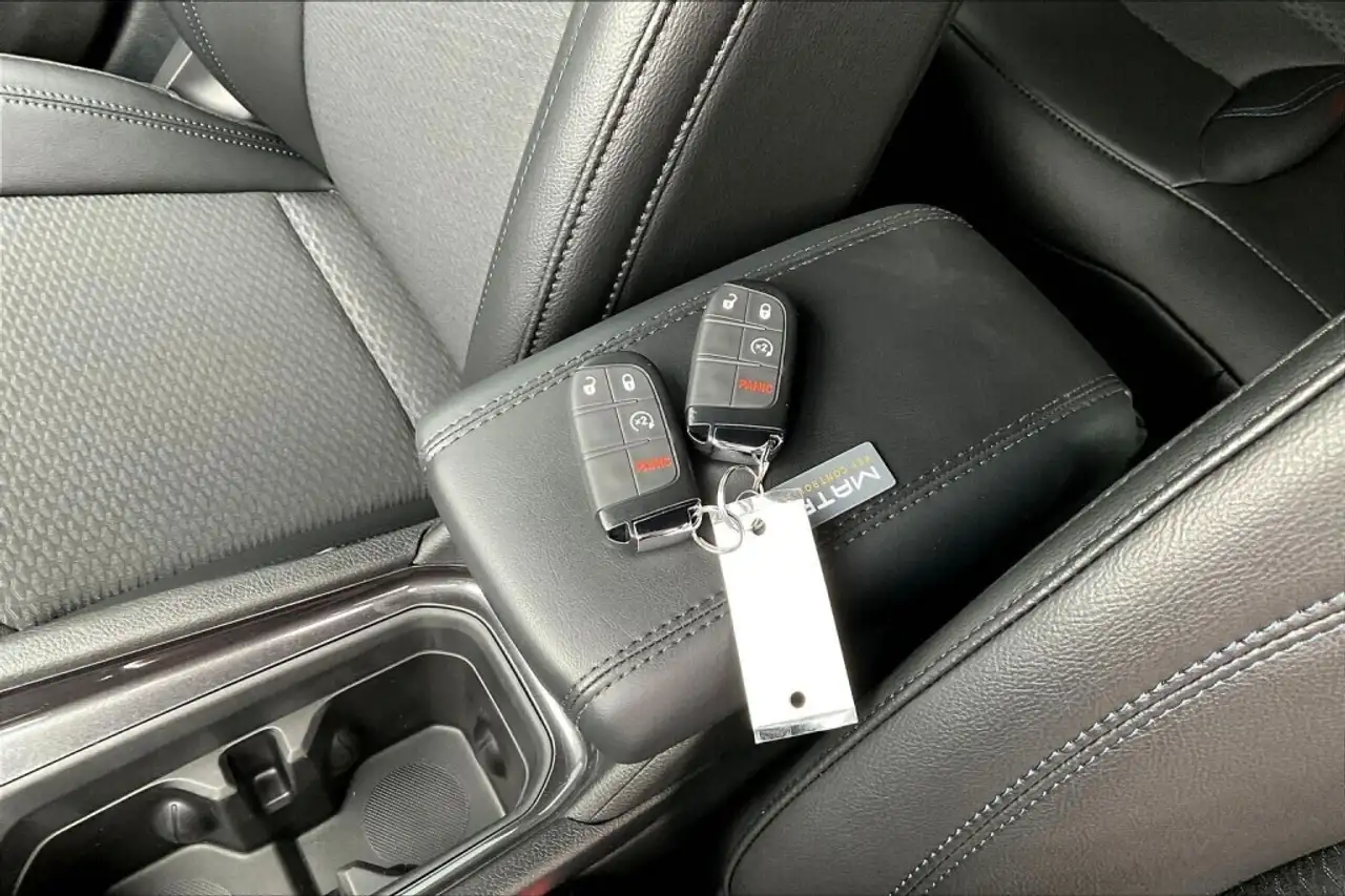 Jeep Compass photo Jeep Compass