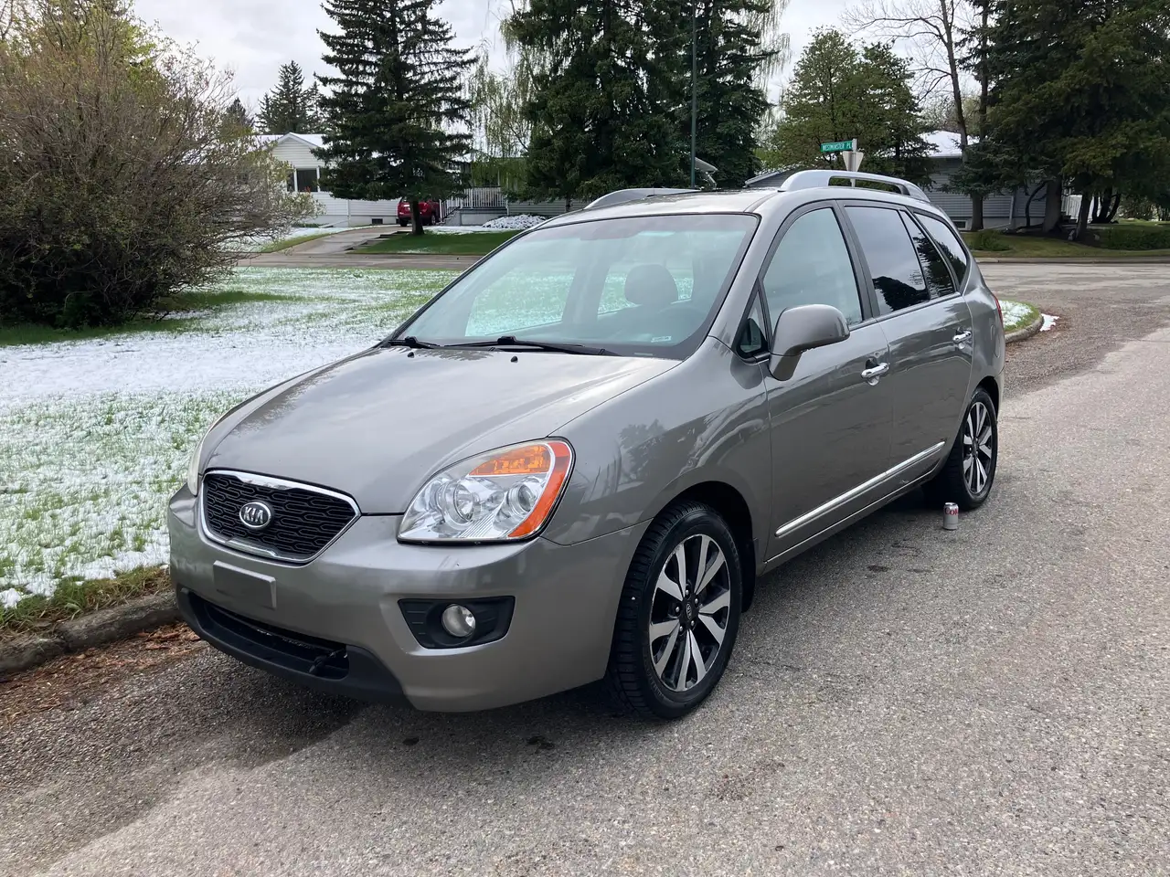 2011 Kia Rondo