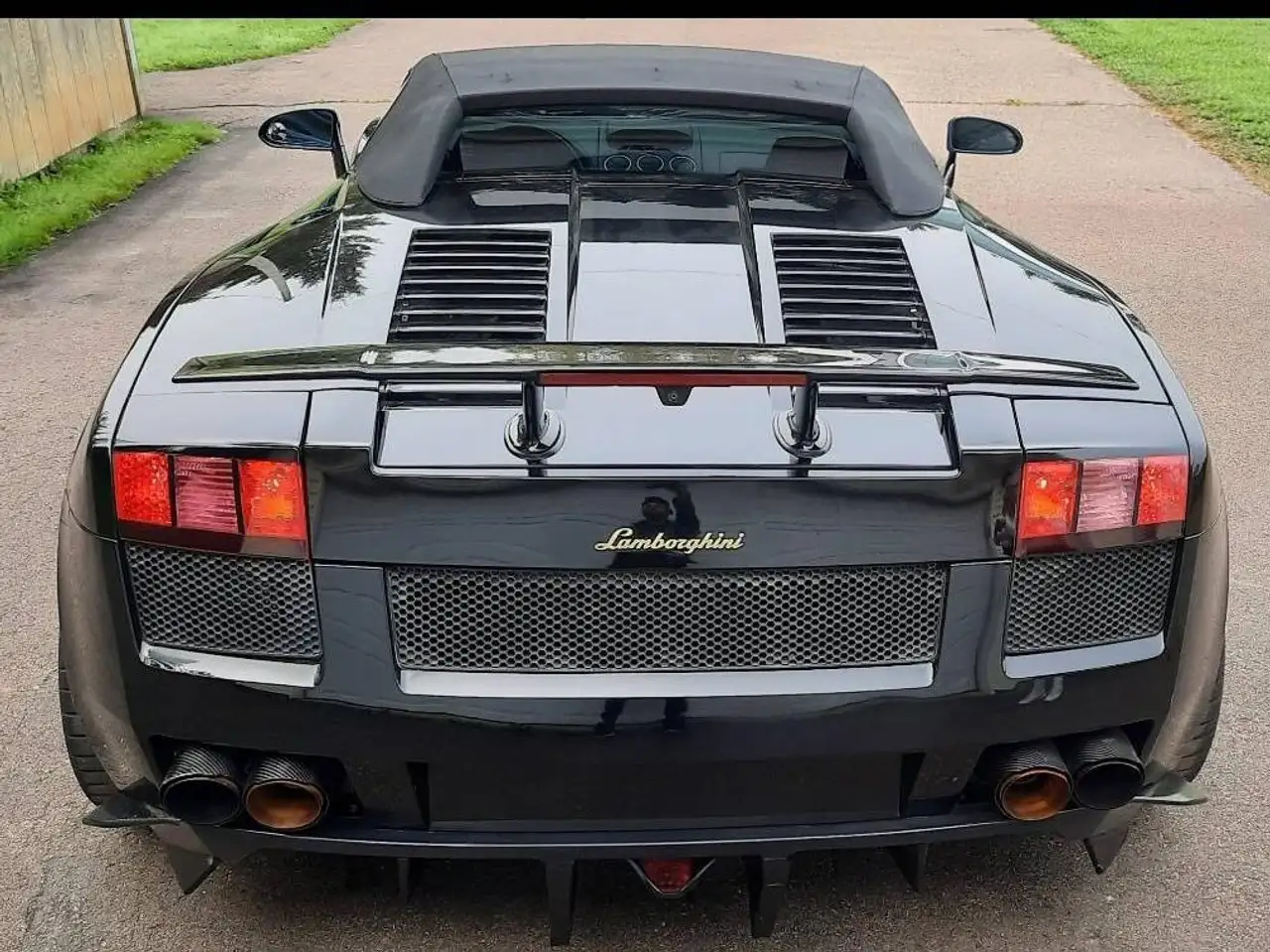 Lamborghini Gallardo снимка Lamborghini Gallardo