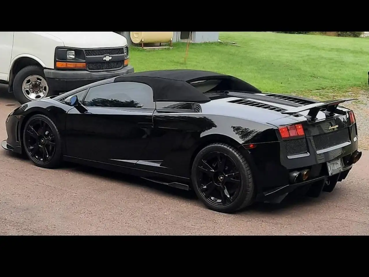 Lamborghini Gallardo снимка Lamborghini Gallardo