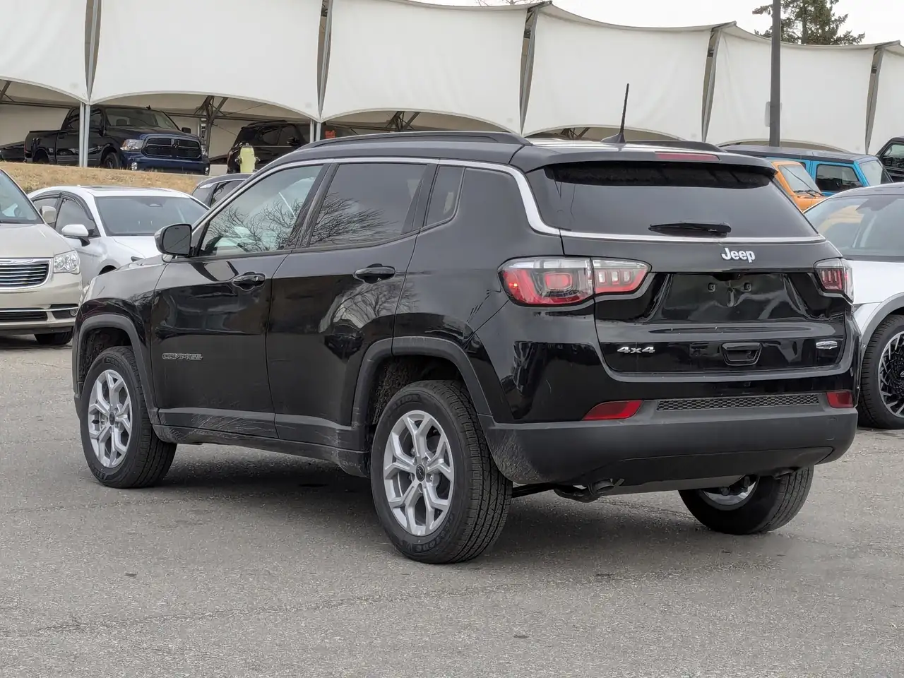 Jeep Compass снимка Jeep Compass