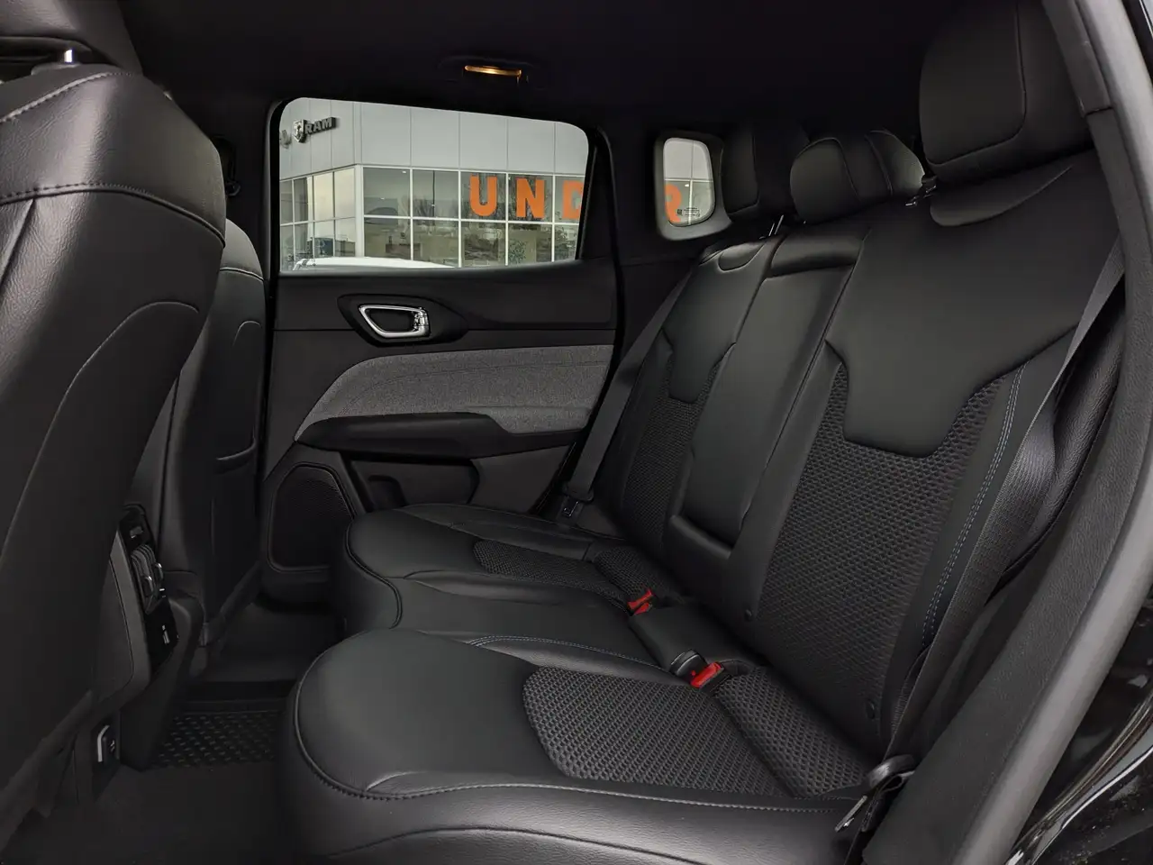 Jeep Compass снимка Jeep Compass