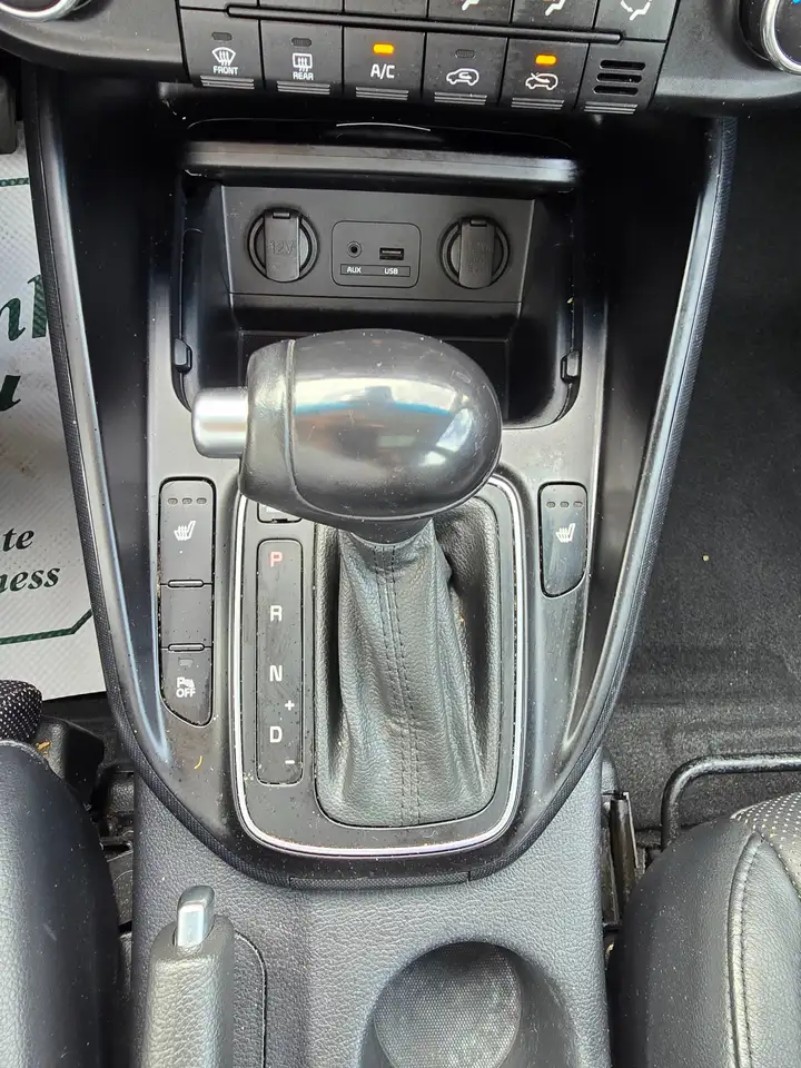 Kia Rondo fotografie Kia Rondo
