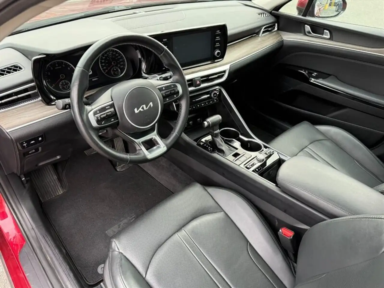 Kia K5 photo Kia K5