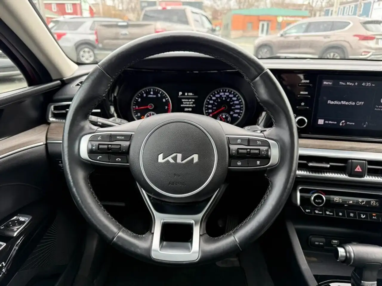 Kia K5 photo Kia K5