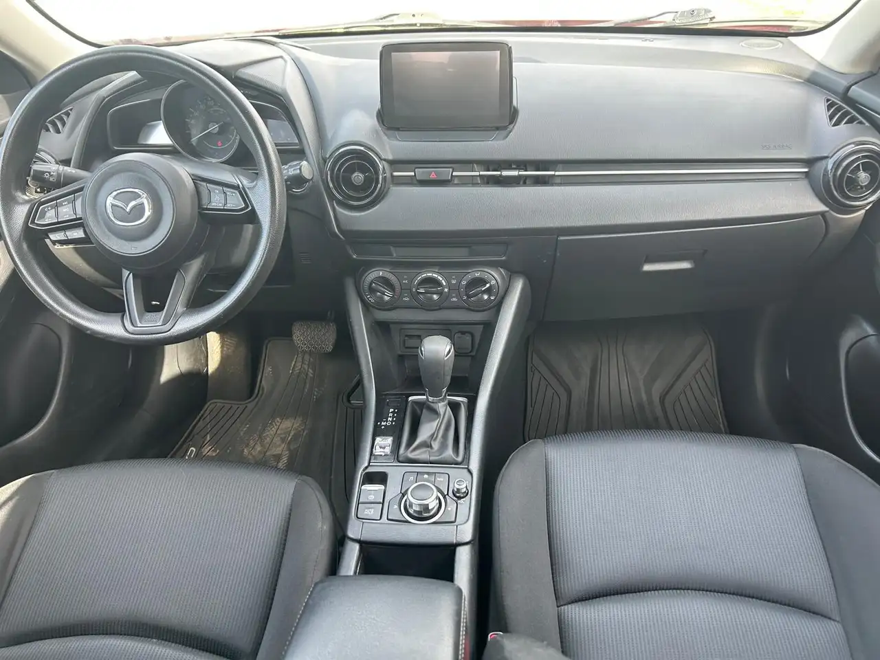 Mazda CX-3 photo Mazda CX-3