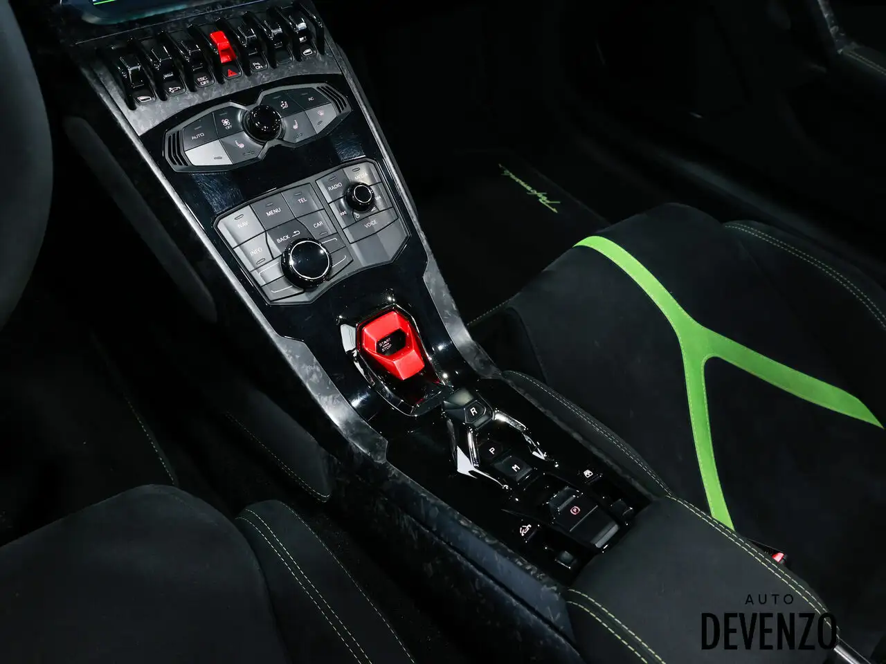 Lamborghini Huracán photo Lamborghini Huracán